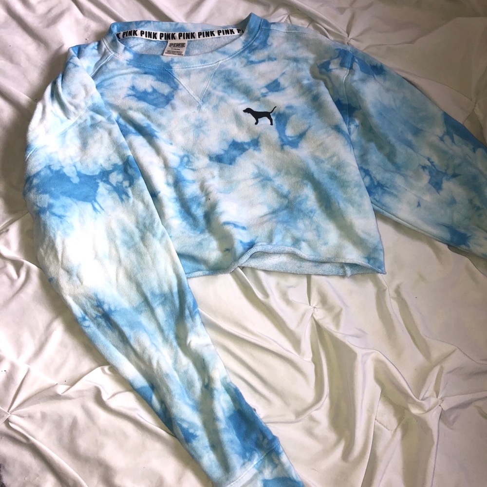 Cropped crew neck